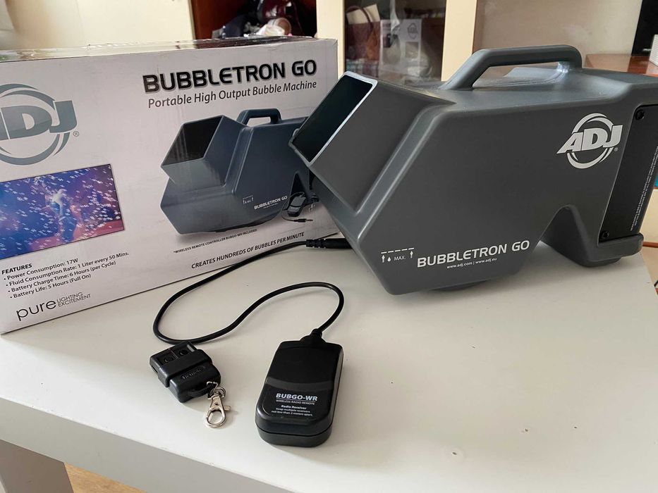 Maszyna wytwornica baniek ADJ Bubbletron GO akumulatorowa + pilot