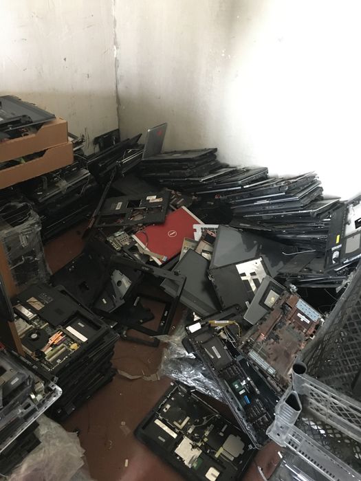 Ноутбуки на запчасти