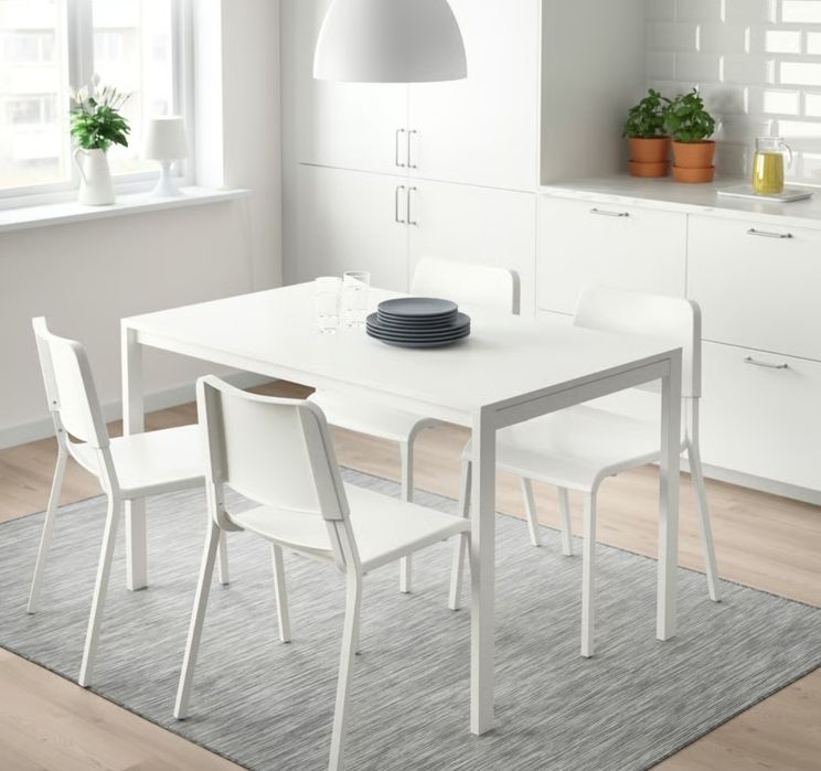 Mesa IKEA VIHALS + 6 cadeiras TEODORES - como novo