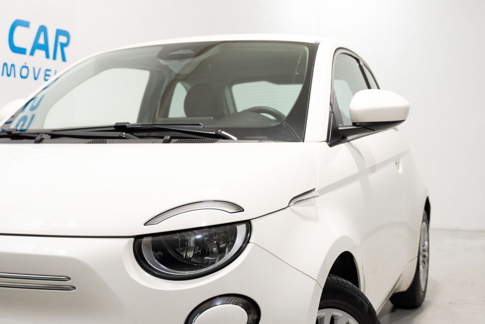 Fiat 500e Action479616267841720323