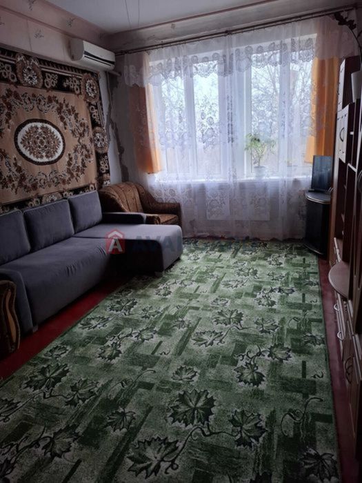 Продам 2х кімнатну квартиру з гаражем