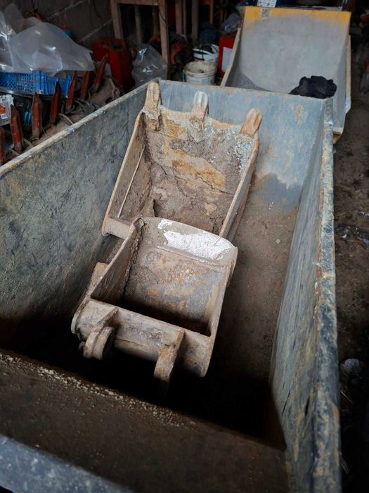 Sprzedam minikoparke JCB