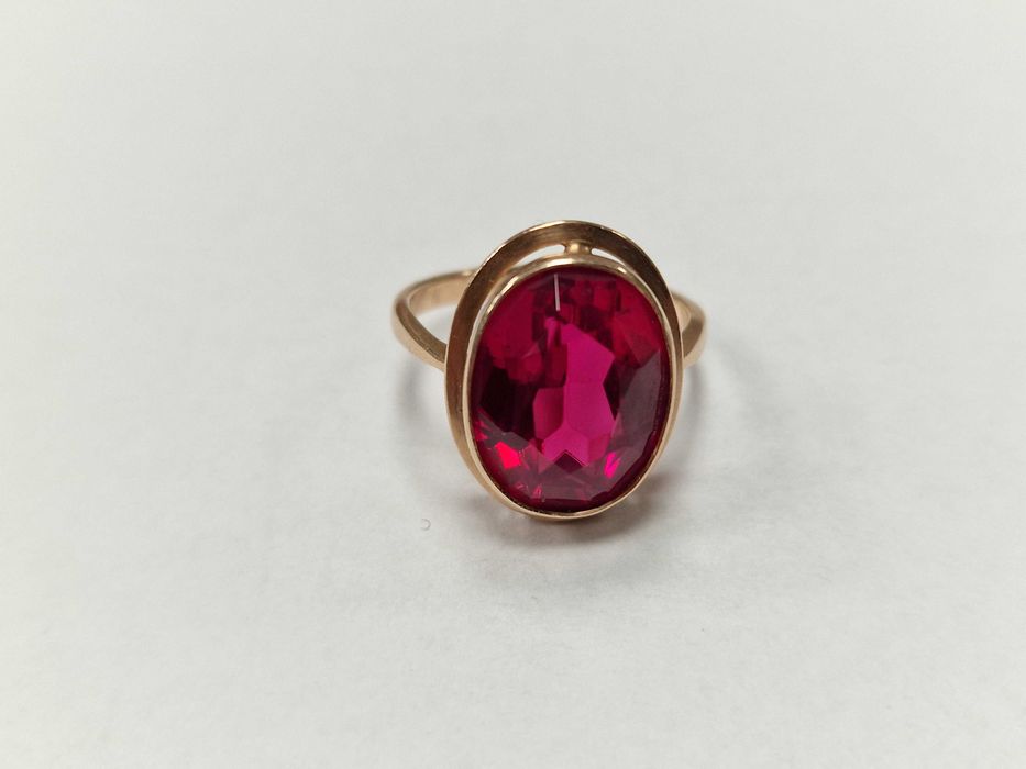 Złoty pierścionek/ 583/ 6.17 gram/ R16.5/ Korund/ ZSRR od 1958 roku