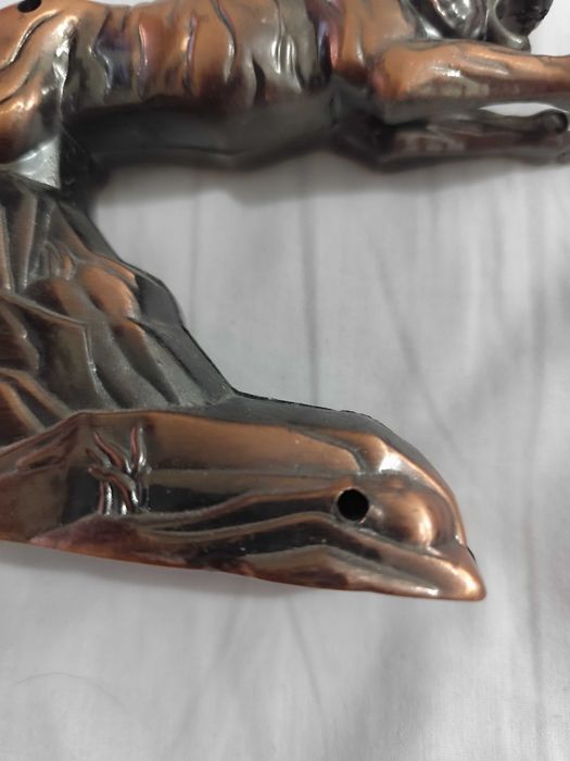 Isqueiro de metal com tigre de Bengala 17 centímetros