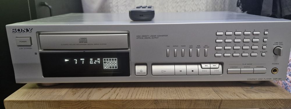 Sony CDP-461 Odtwarzacz CD Srebrny żadki model + Pilot