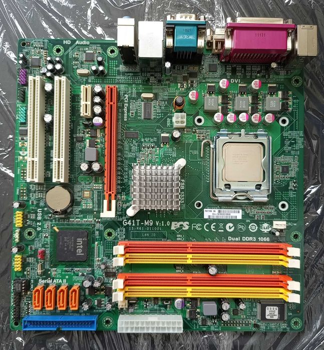 Материнская плата S775 ESC G41 память 4 х DIMM DDR3 выходы VGA + DVI