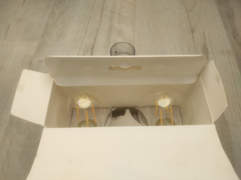 Żarówka 2 sztuki E27 7,5 W 1055 lm Ciepła biel Osram