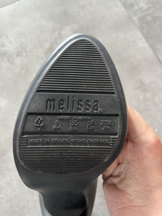 Szpilki Melissa, roz. 37.