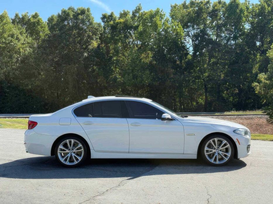 BMW 5 Series 535i      2016