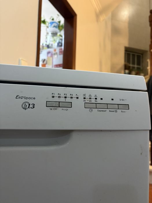 Maquina de lavar louça Candy