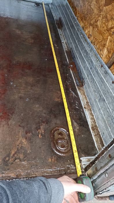 Автомобіль Рено маскот