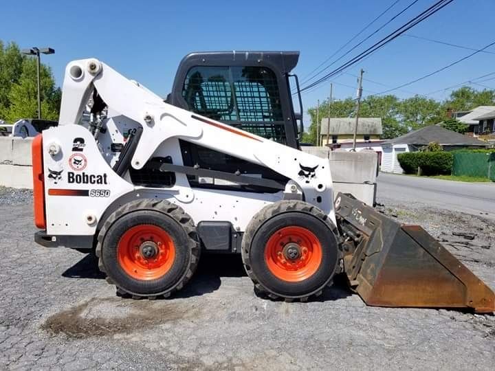 BOBCAT Ładowarka szczotka widły zamiatarka załadunek rozładunek palet