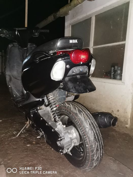 Скутер Yamaha neos mbk