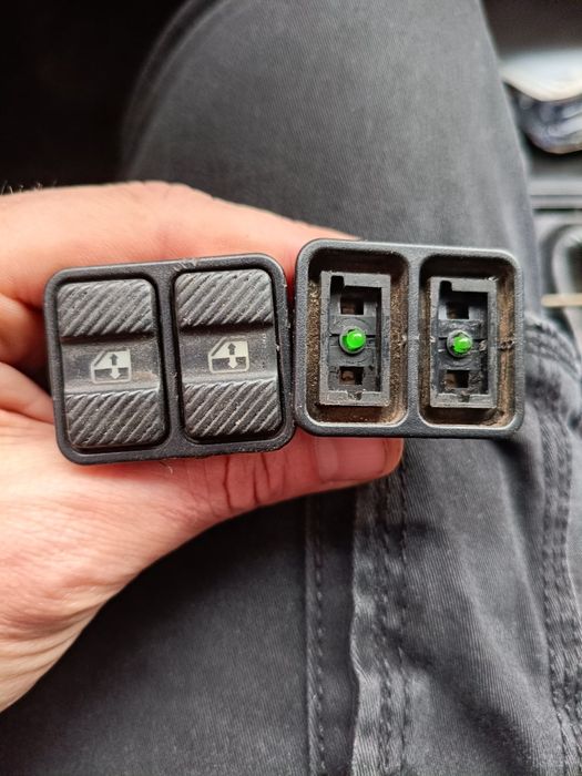 Кнопки стекло подьемников