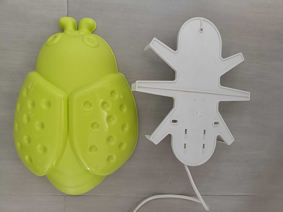 Candeeiro IKEA joaninha