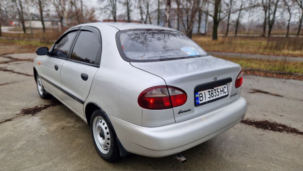 Део Ланос 1,5, газ бензин.