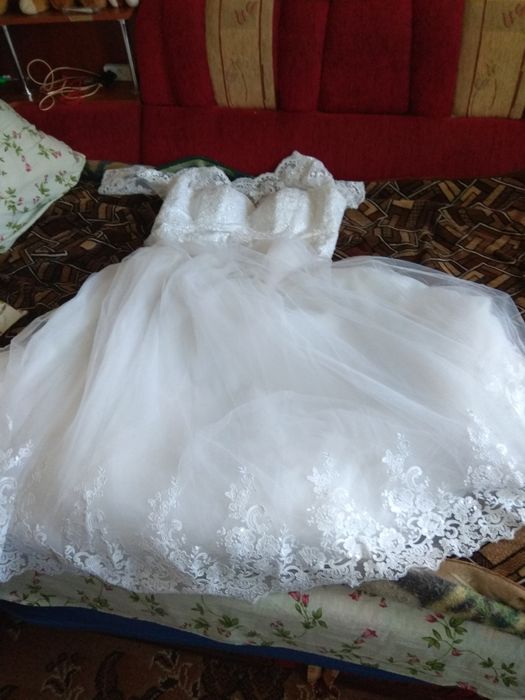 Свадебное платье