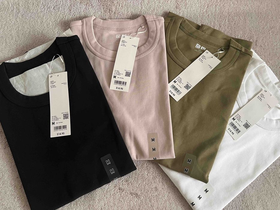 Футболка Uniqlo базова жіноча оригінал