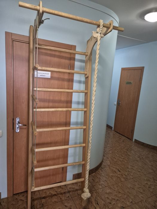 Шведська стінка для дітей та дорослих