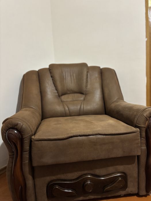 Продам мяке крісло