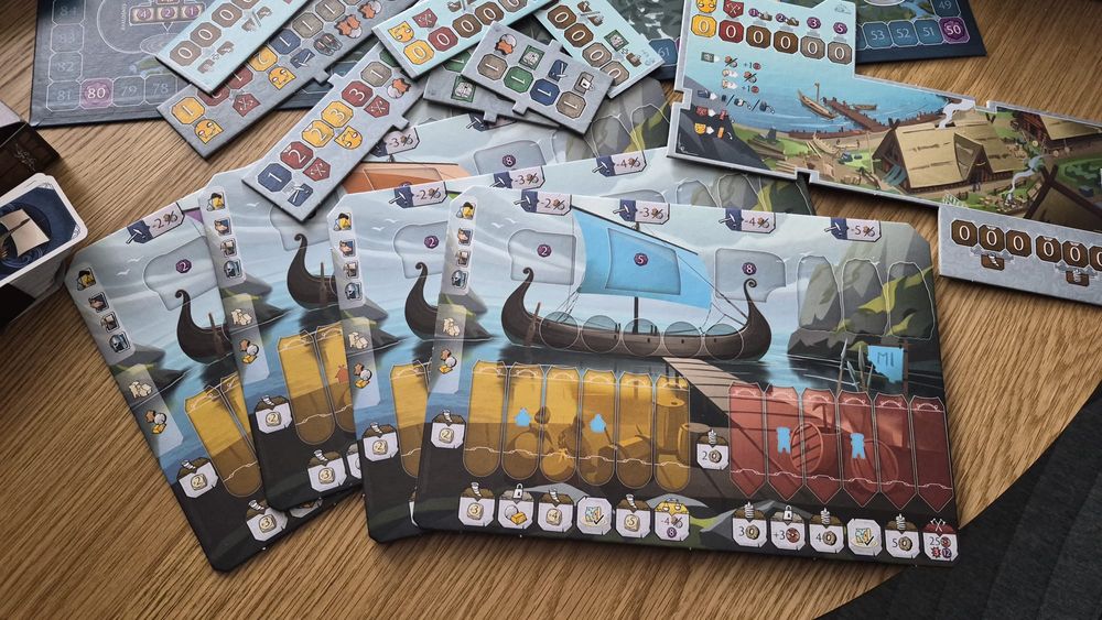 Jogo de tabuleiro Karvi completo e usado apenas uma vez