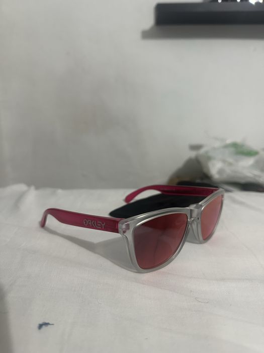 Oakley frogskins collectors