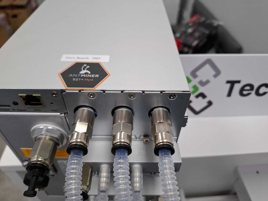 Майнер Bitmain Antminer S21XP HYDRO 473Th 8360$ Наявність