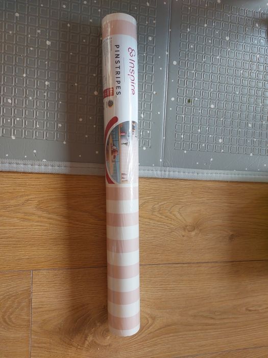 Tapeta różowe paski Leroy Merlin