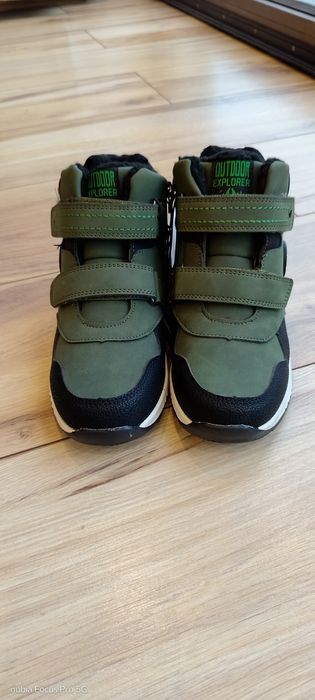 Nowe zimowe buty chłopięce