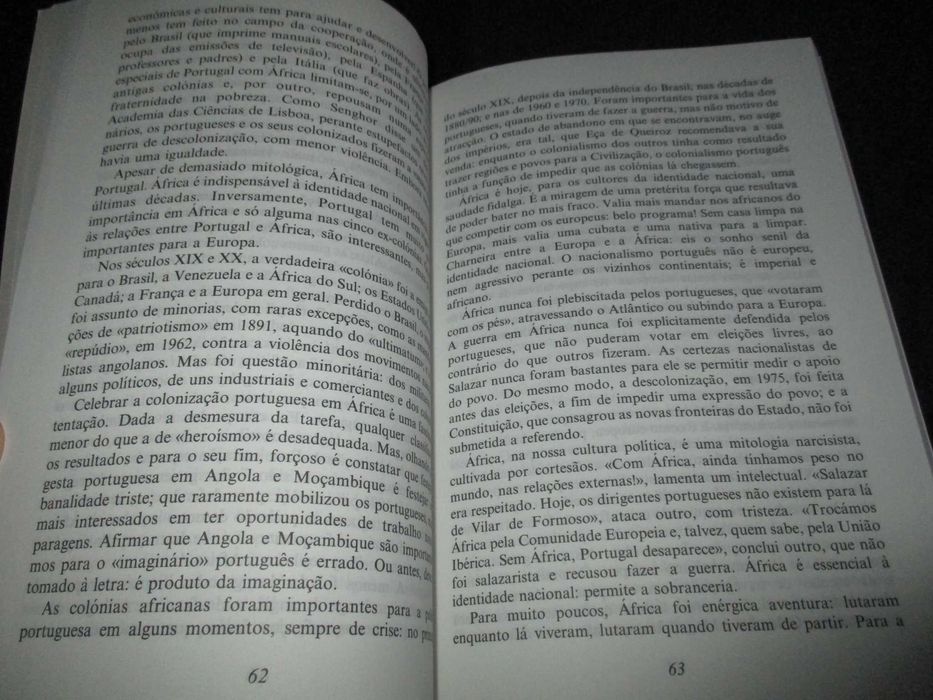Livro Os Silêncios do Regime António Barreto Editorial Estampa