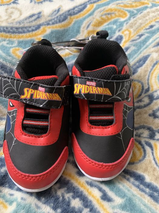 Кросівки 21 р (13 см )устілка Spiderman нові