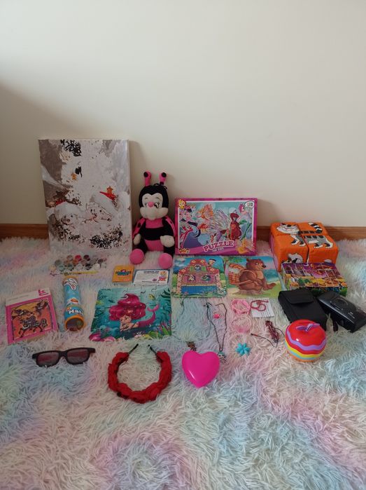Лот пакет іграшок для дівчинки