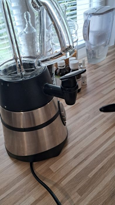 Sokownik Russell Hobbs stan jak nowy.