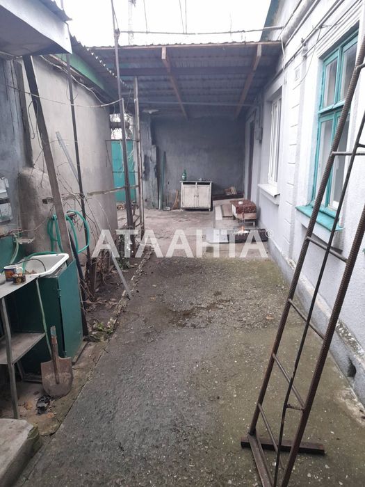 Дом на Ленпосёлке на 2 входа, Гараж, Огород