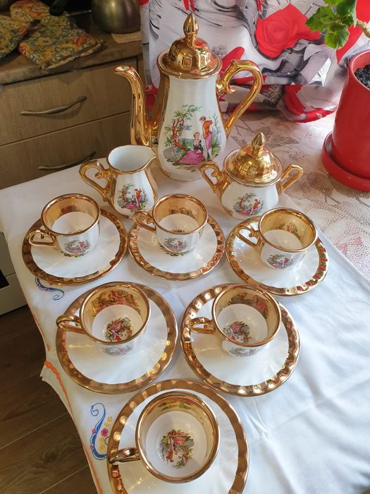 Сервиз чайний на 6 персон