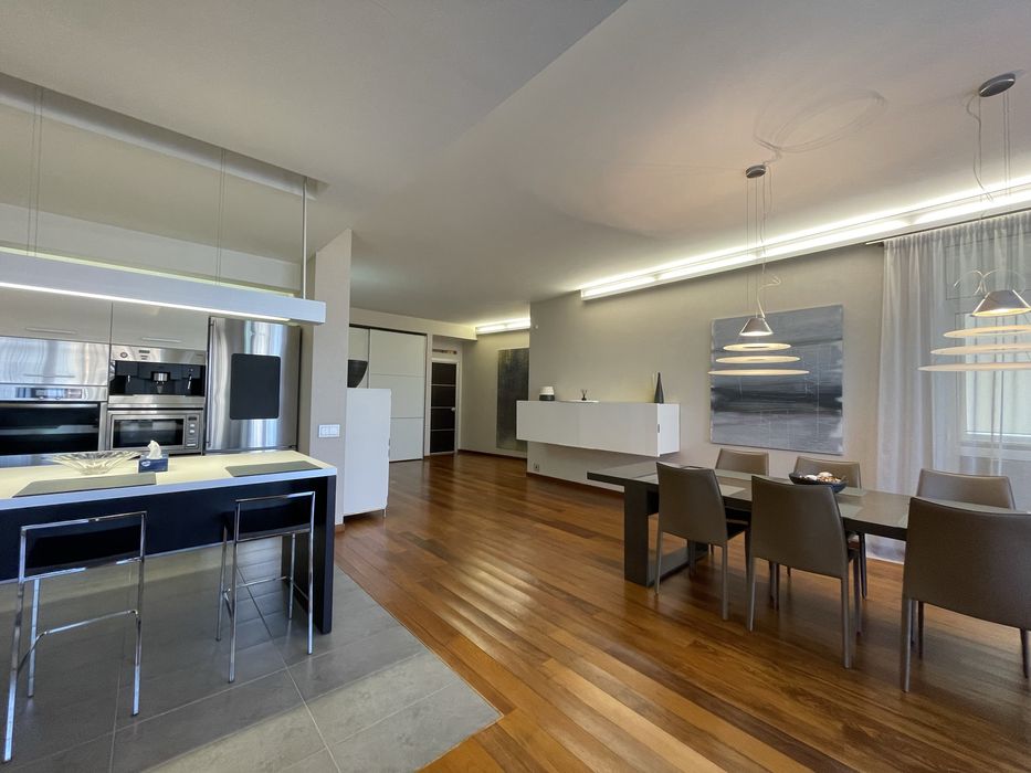 Без комиссии!!Квартира  VIP уровня . Царское село!