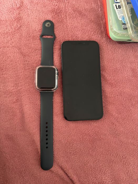 Apple watch SE  44 mm + iphone 12 de 256gb ( so nao funciona chip)