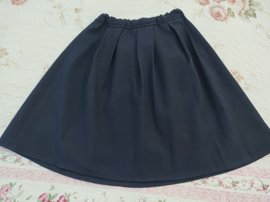 Юбка школьная темно-синяя, размер 140-146.