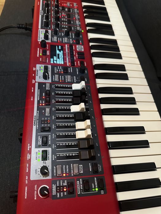 Nord electro 6D 61