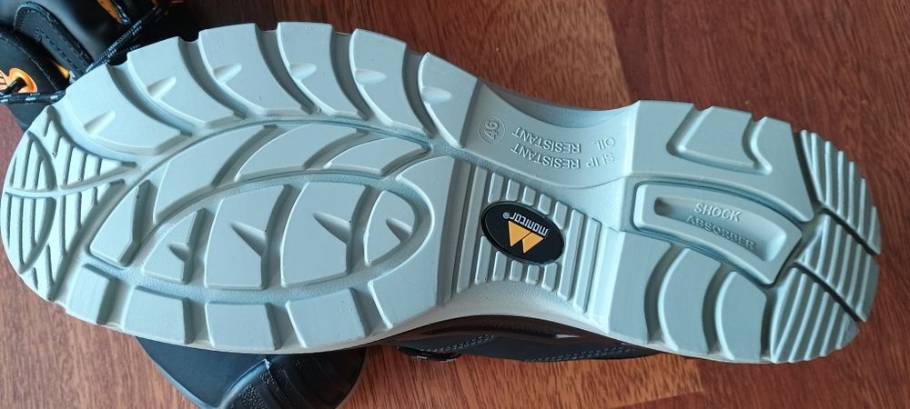 Buty robocze 46 nowe