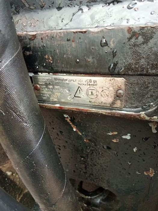 Młot hudrauliczny JCB Hm385