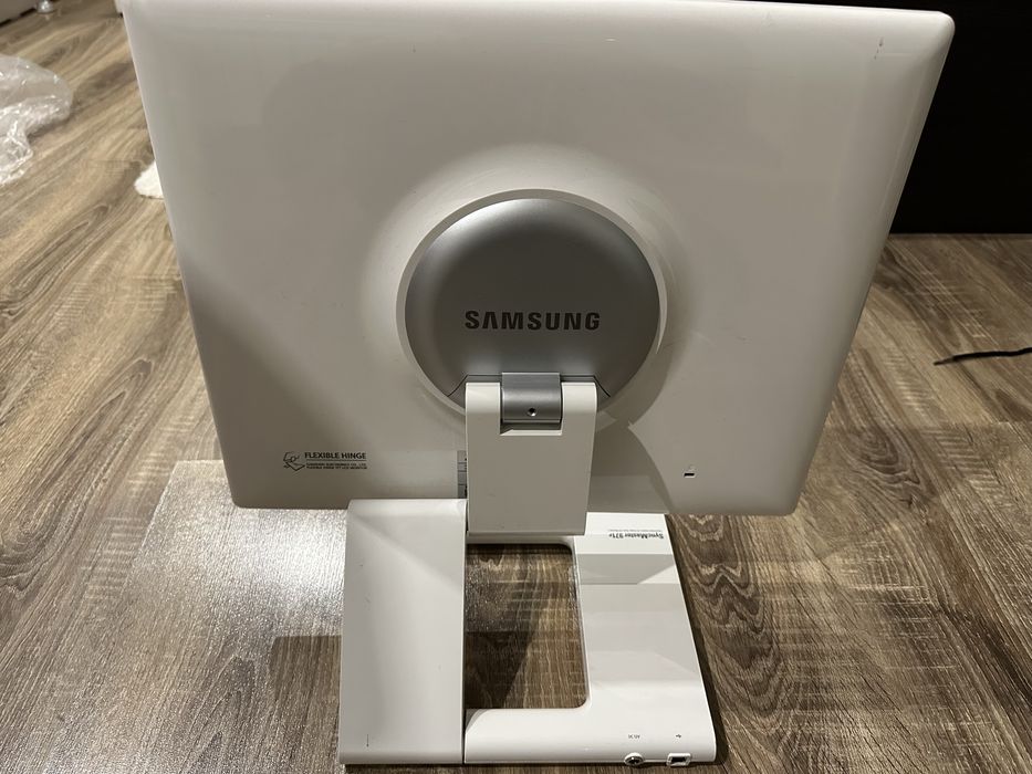 Монітор SyncMaster 971P