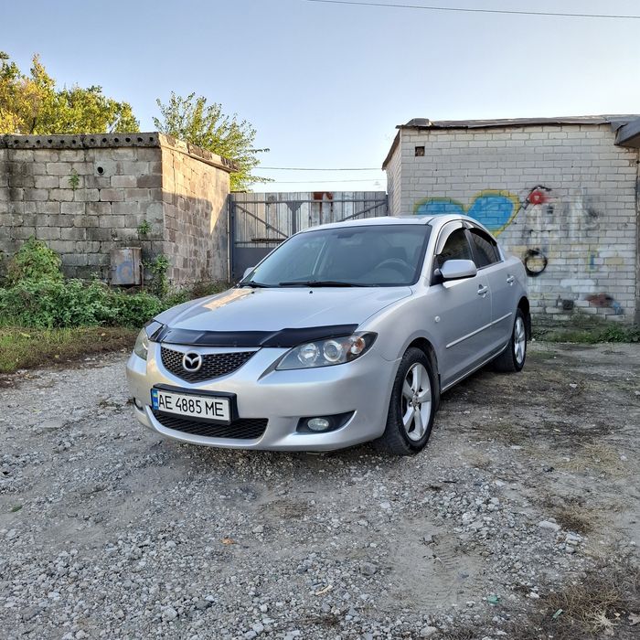 Mazda 3 2006г  оцынкованый кузов 1.6газ бензин. без вложений