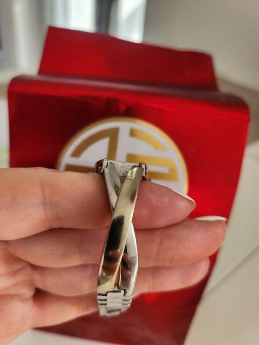 Годинник оригінал DKNY.на худу руку.