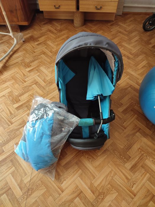 Wózek dziecięcy  2w1 gondola+spacerowka