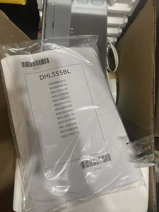 Знижка! Продам терміново! Вбудована витяжка BOSCH DHL555BL