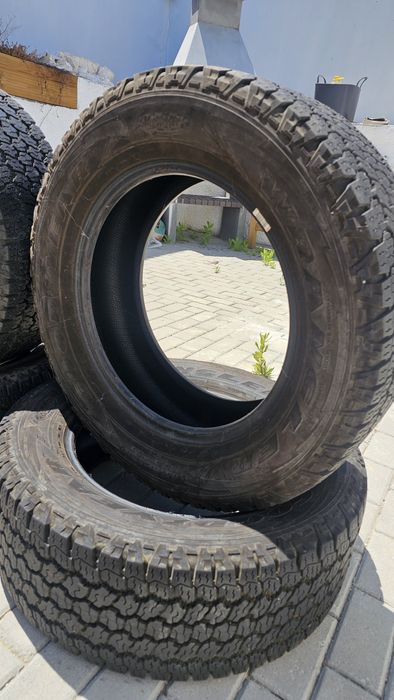 4 Pneus 265 / 60 / R18