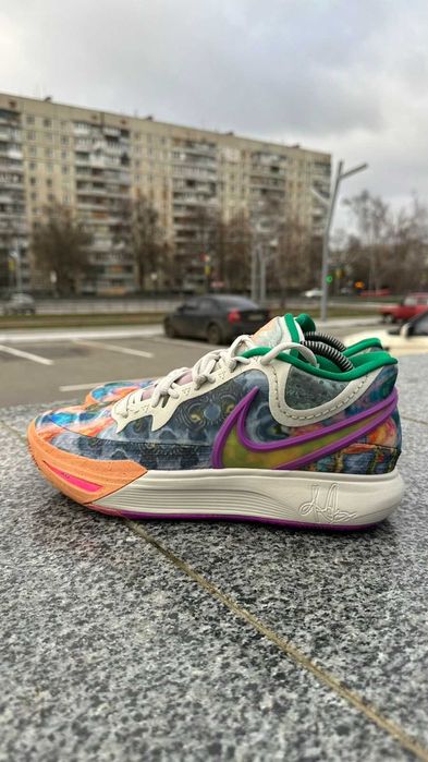 #3824 Nike Kyrie 8 [US 9.5|27.5 cm] - NEW