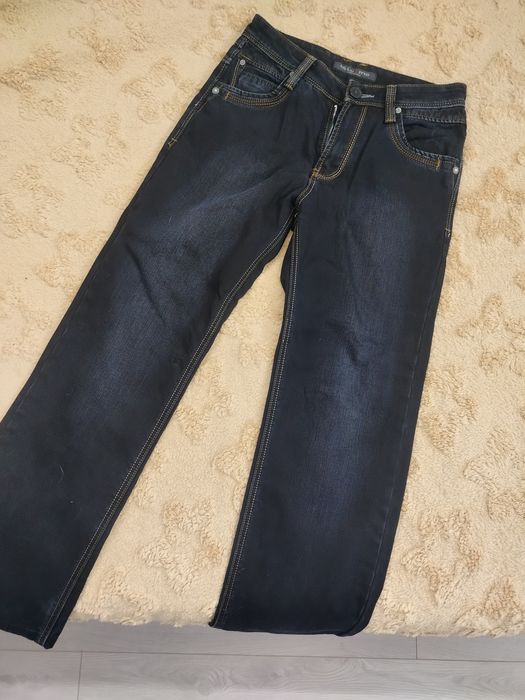 Чоловічі джинси нові.