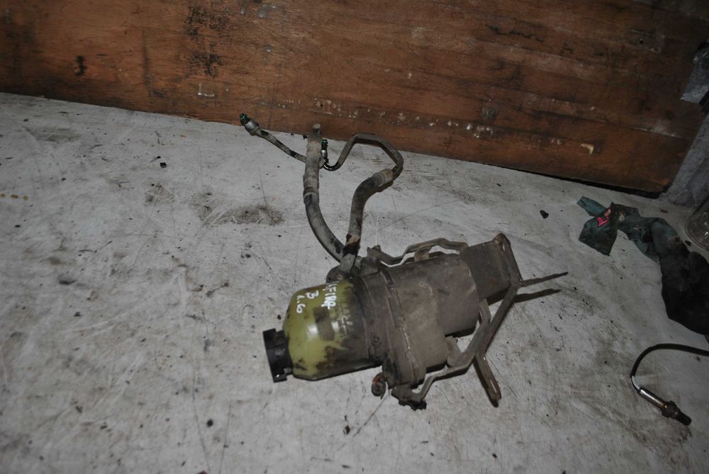 Pompa wspomagania Opel Zafira B 1.6b